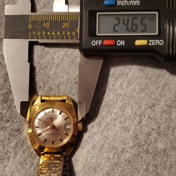 Lot of 3 Antique Wind Up Watches Timex Date & Supreme Bangle Watch Silver Gold - Picture 9 of 13